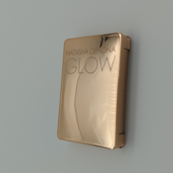 Natasha Denona - GLOW All Over Glow (03 Dark) - Picture 5 of 9